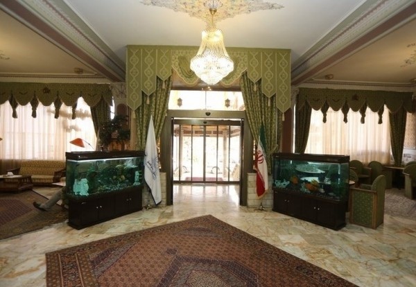 لابی هتل مرمر قزوین